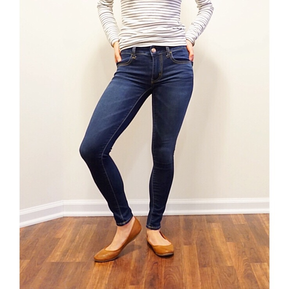 American Eagle sateen jegging Size 00 Short